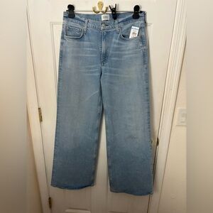 Citizens Of Humanity Light Blue wide leg Jeans
Waist 16 inch 
Rise 12
Inseam 31